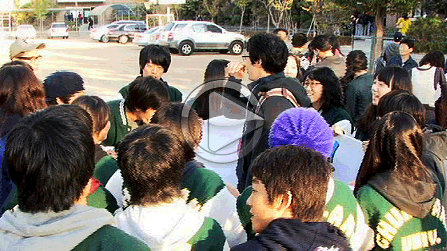 ���� ���